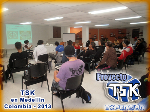 TSK Dictando talleres de Kickingball en Medelln - Colombia 2013